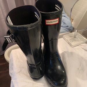 Short Black Glossy Hunter Boots